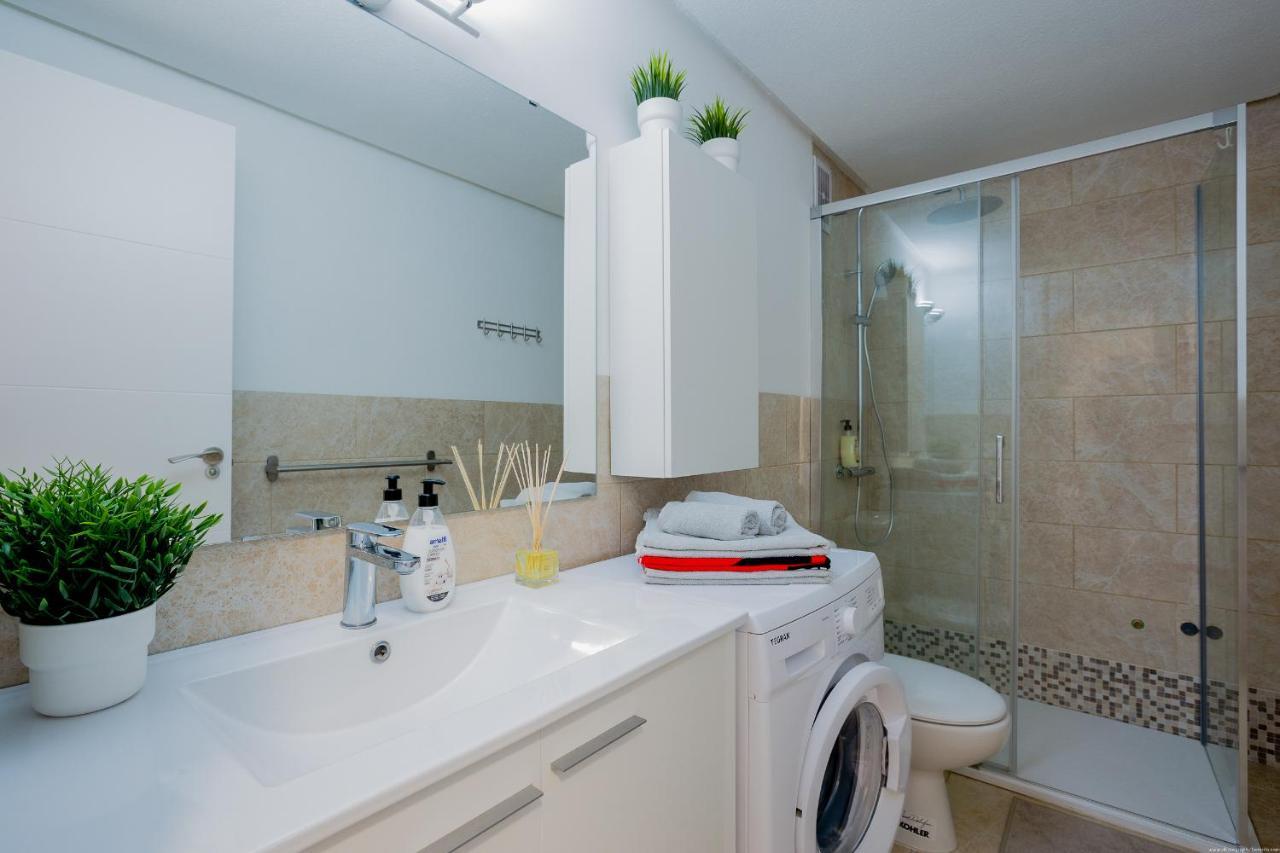 Bright & Stylish Apartment In Chipeque, Los Cristianos Arona  Ngoại thất bức ảnh